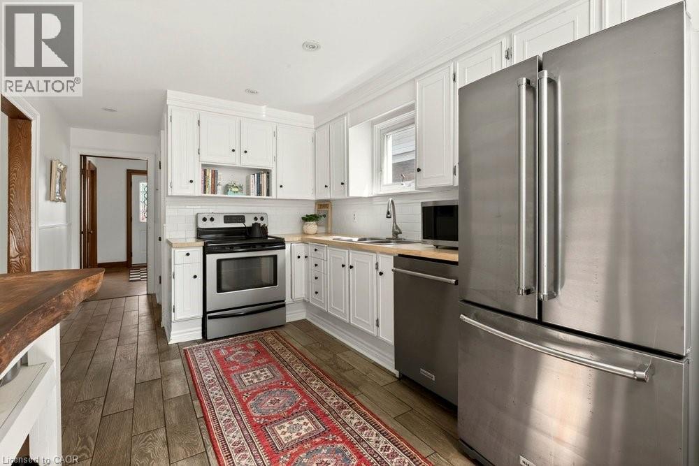 66 EDGEMONT Street S - 21