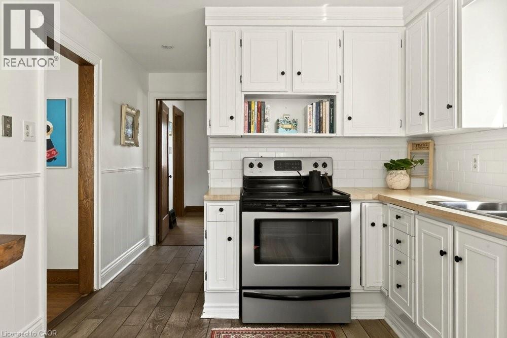 66 EDGEMONT Street S - 23
