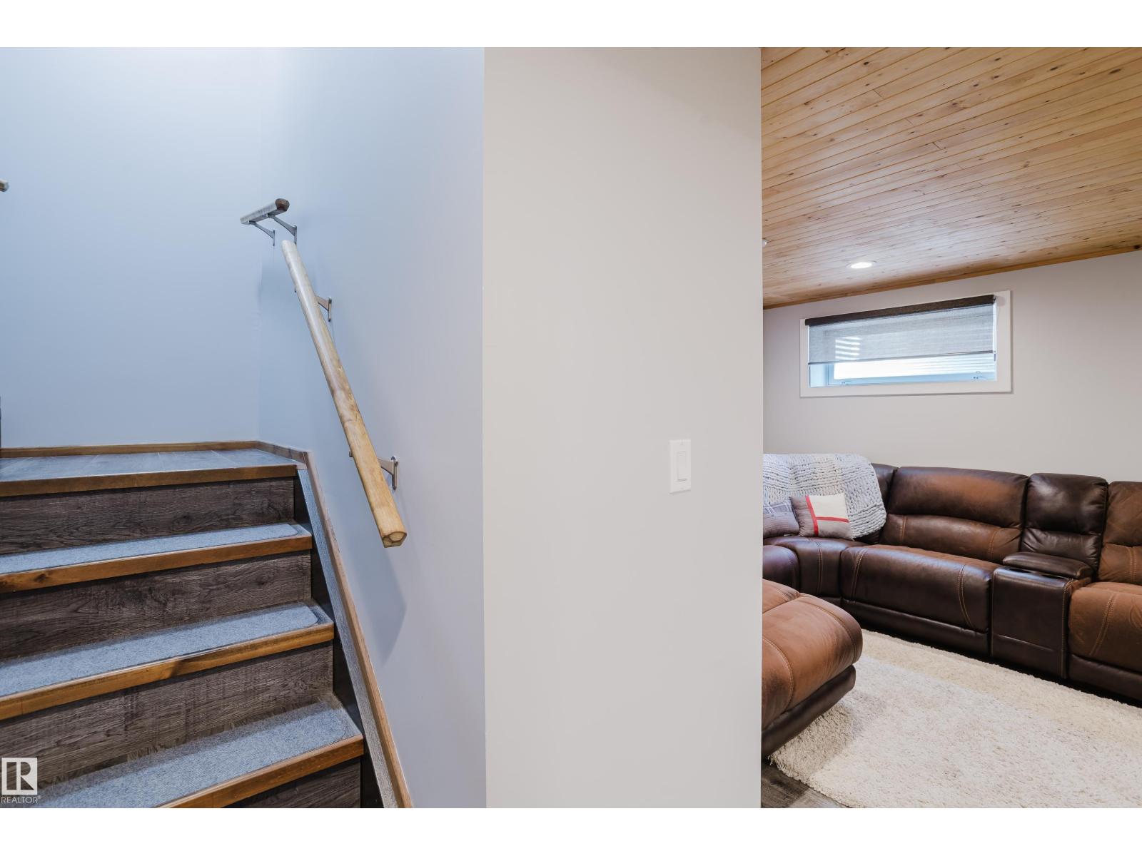 6209 60 ST — photo 31