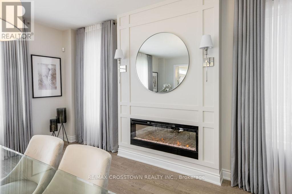 1376 LAWSON STREET - 13