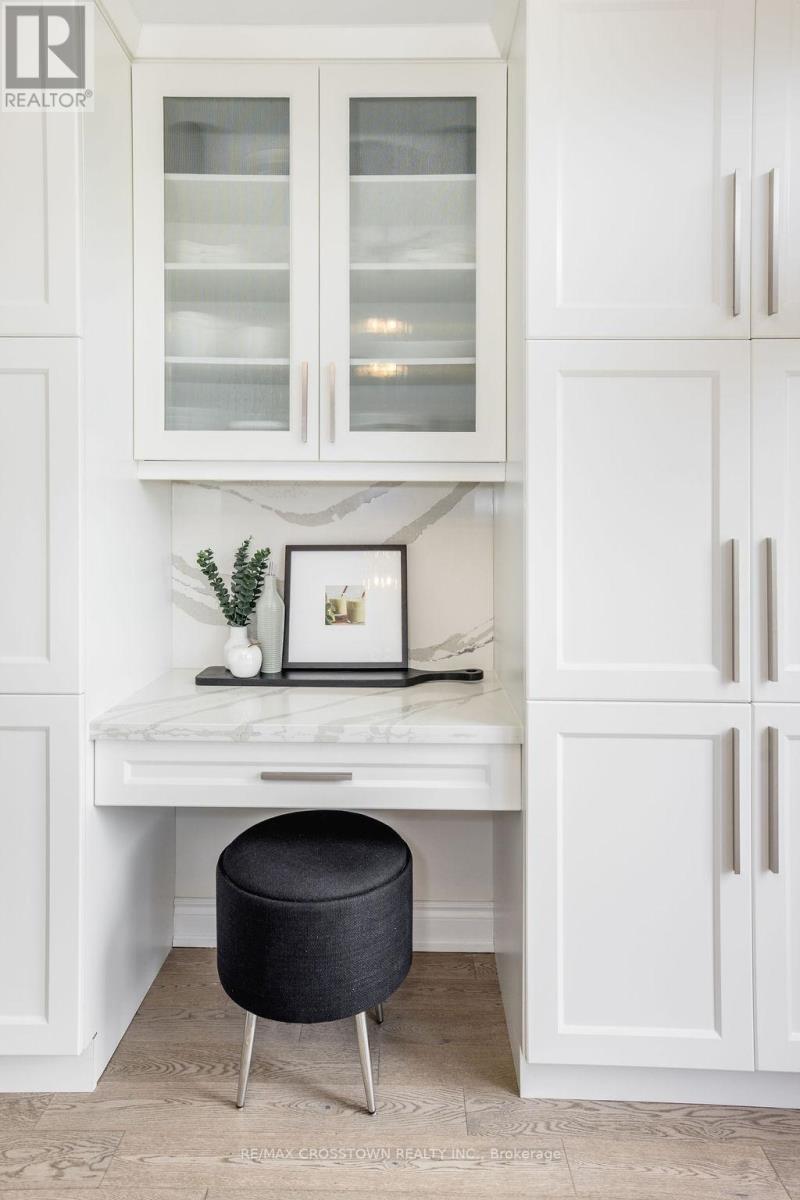 1376 LAWSON STREET - 19