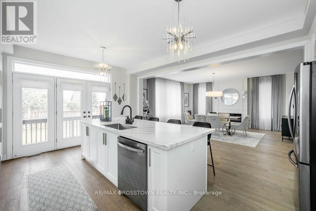 1376 LAWSON STREET - 20