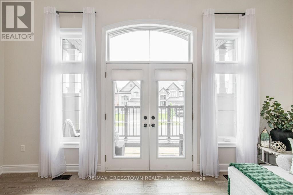1376 LAWSON STREET - 23