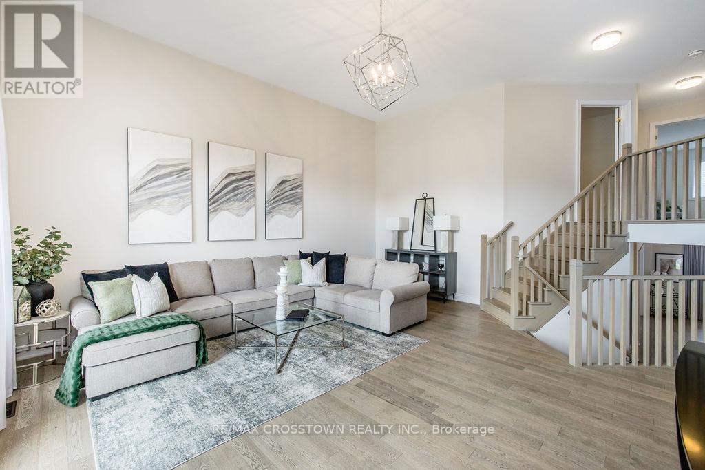 1376 LAWSON STREET - 25