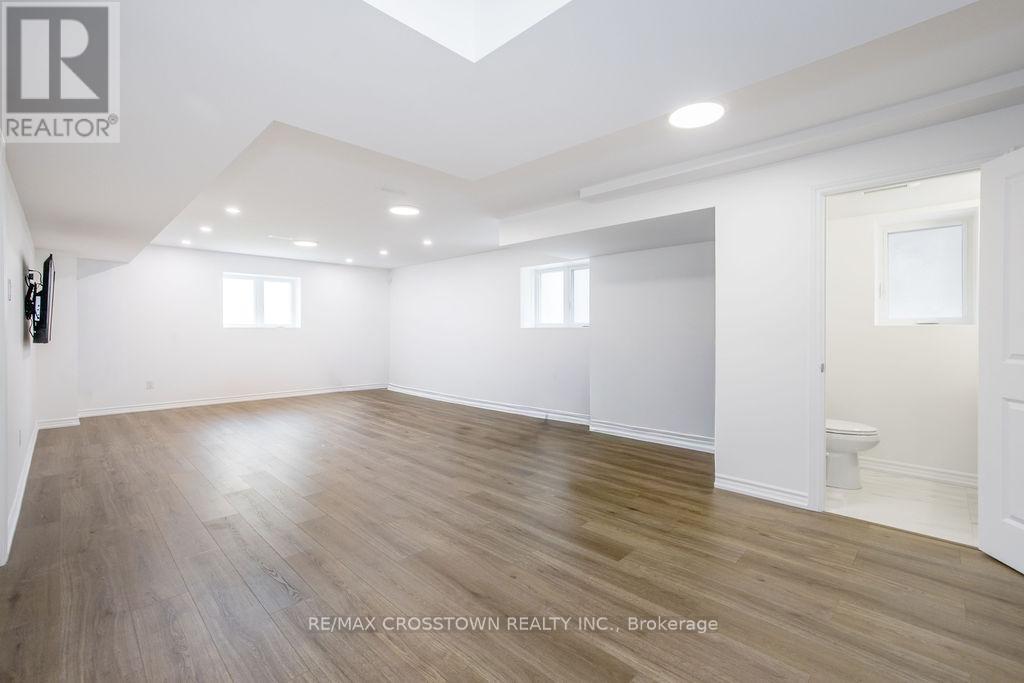 1376 LAWSON STREET - 43