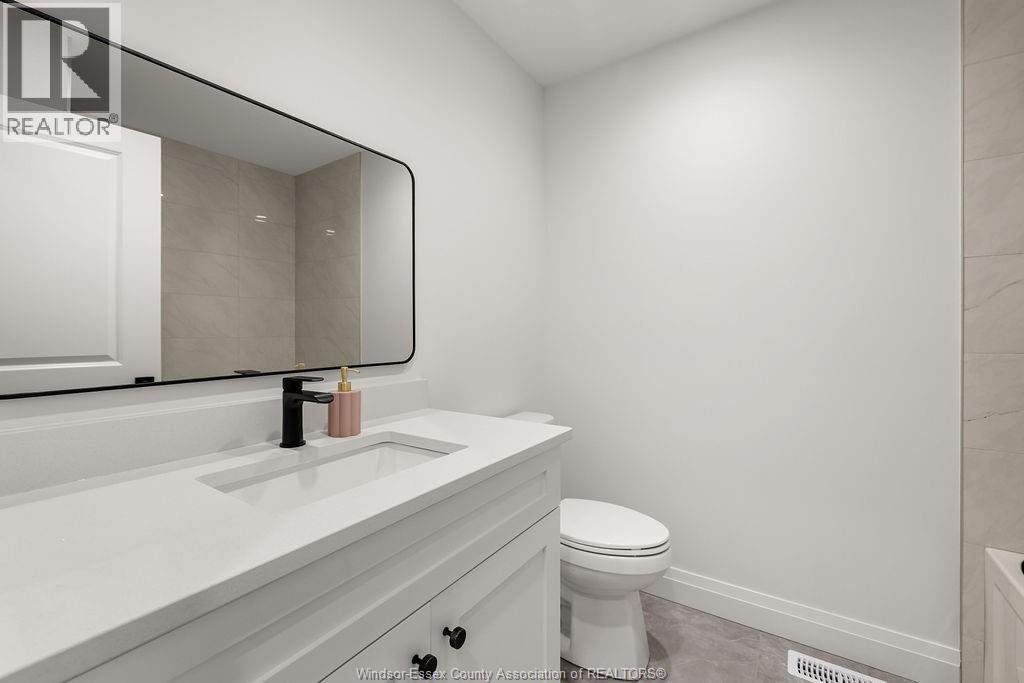 324 JORDAN LANE - 10