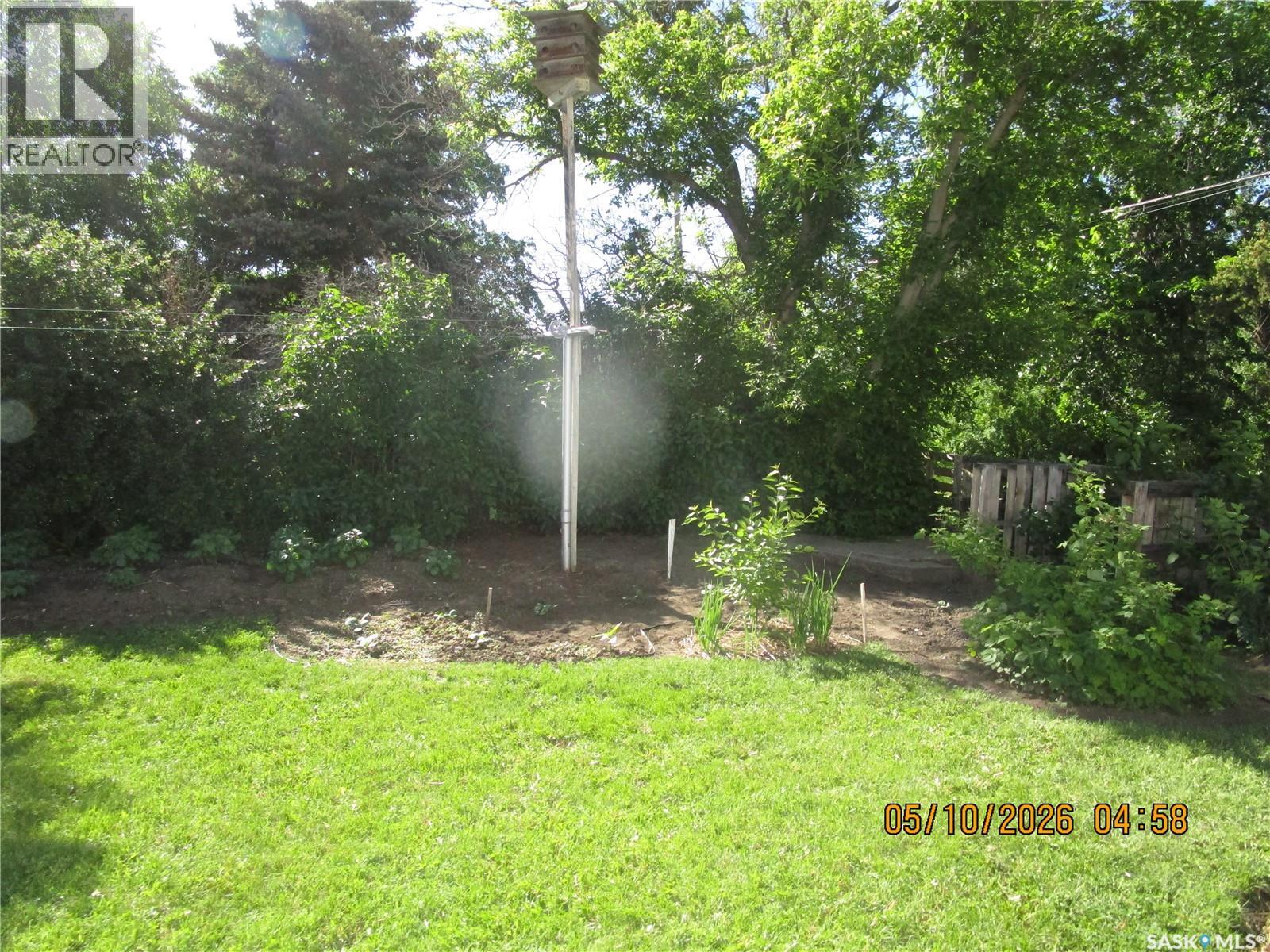 210 7th AVENUE W — photo 22