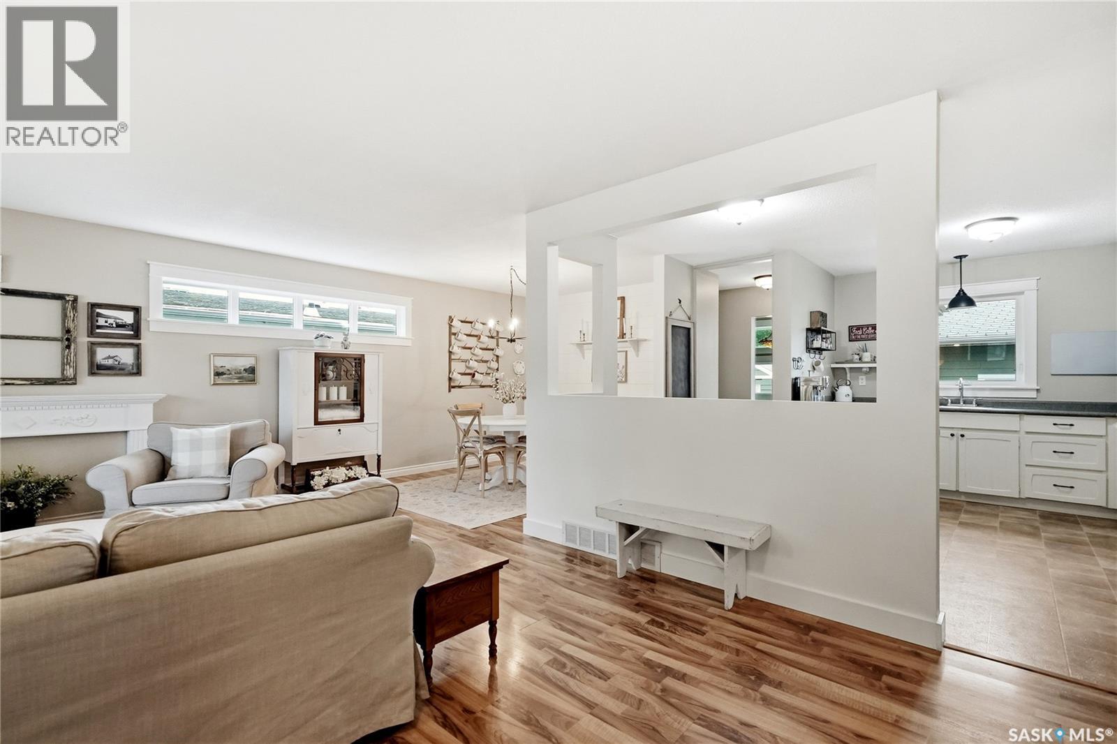 328 Carleton DRIVE - photo 3
