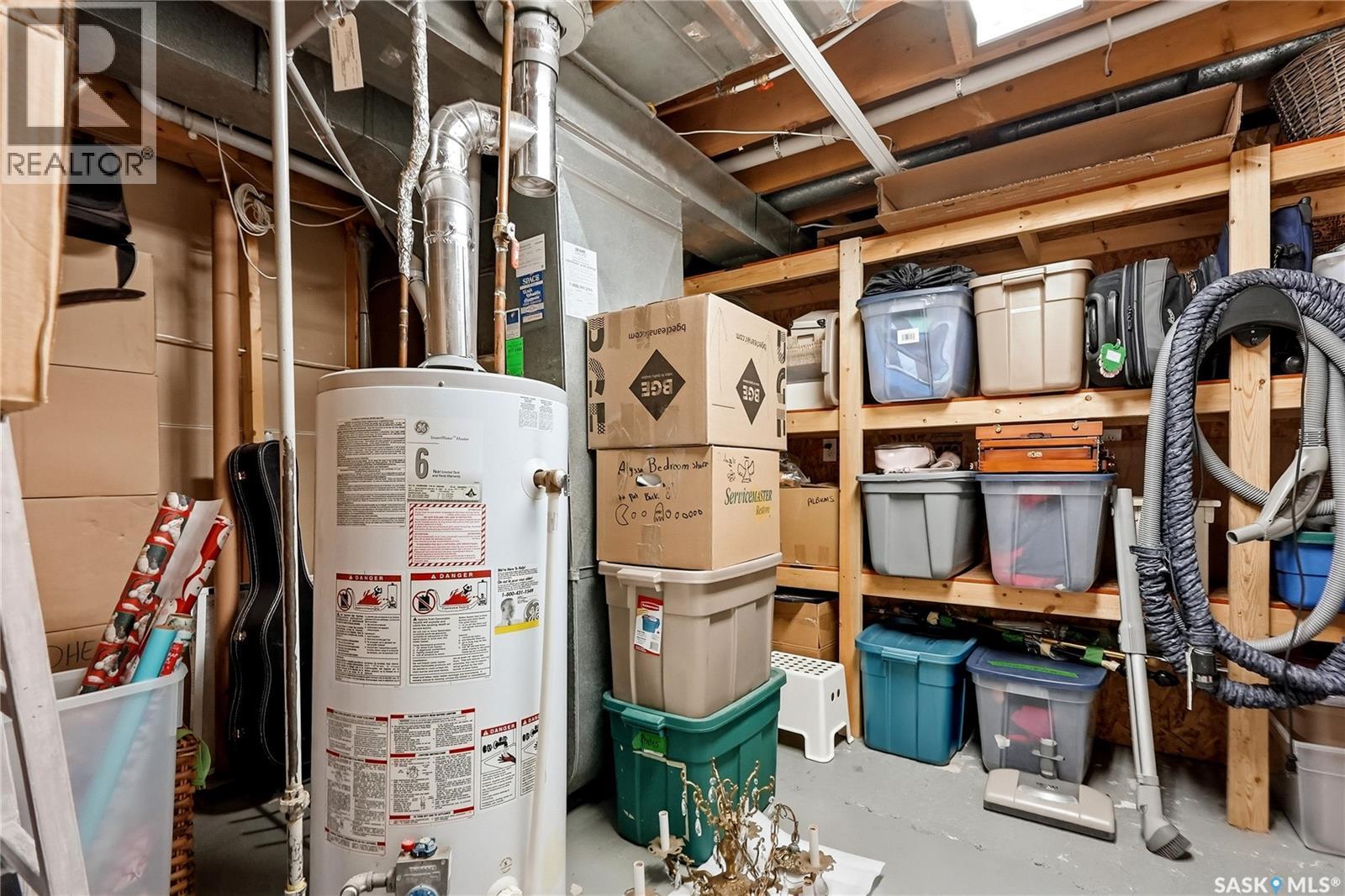 328 Carleton DRIVE — photo 41