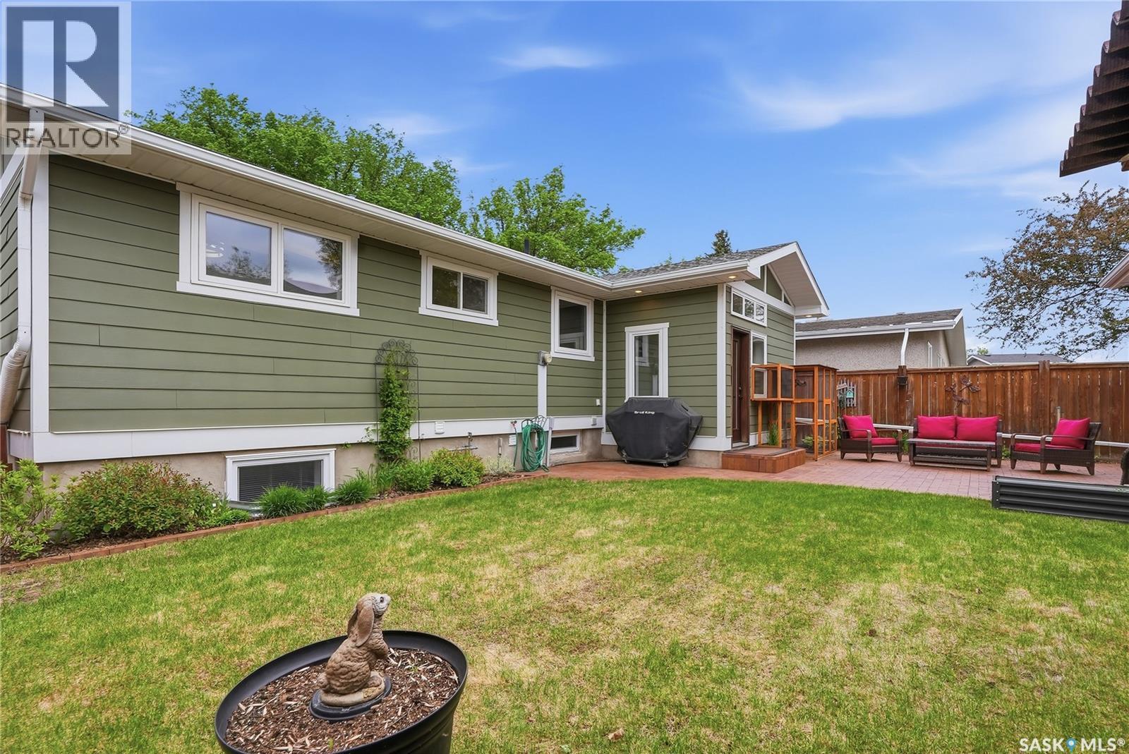 328 Carleton DRIVE — photo 48