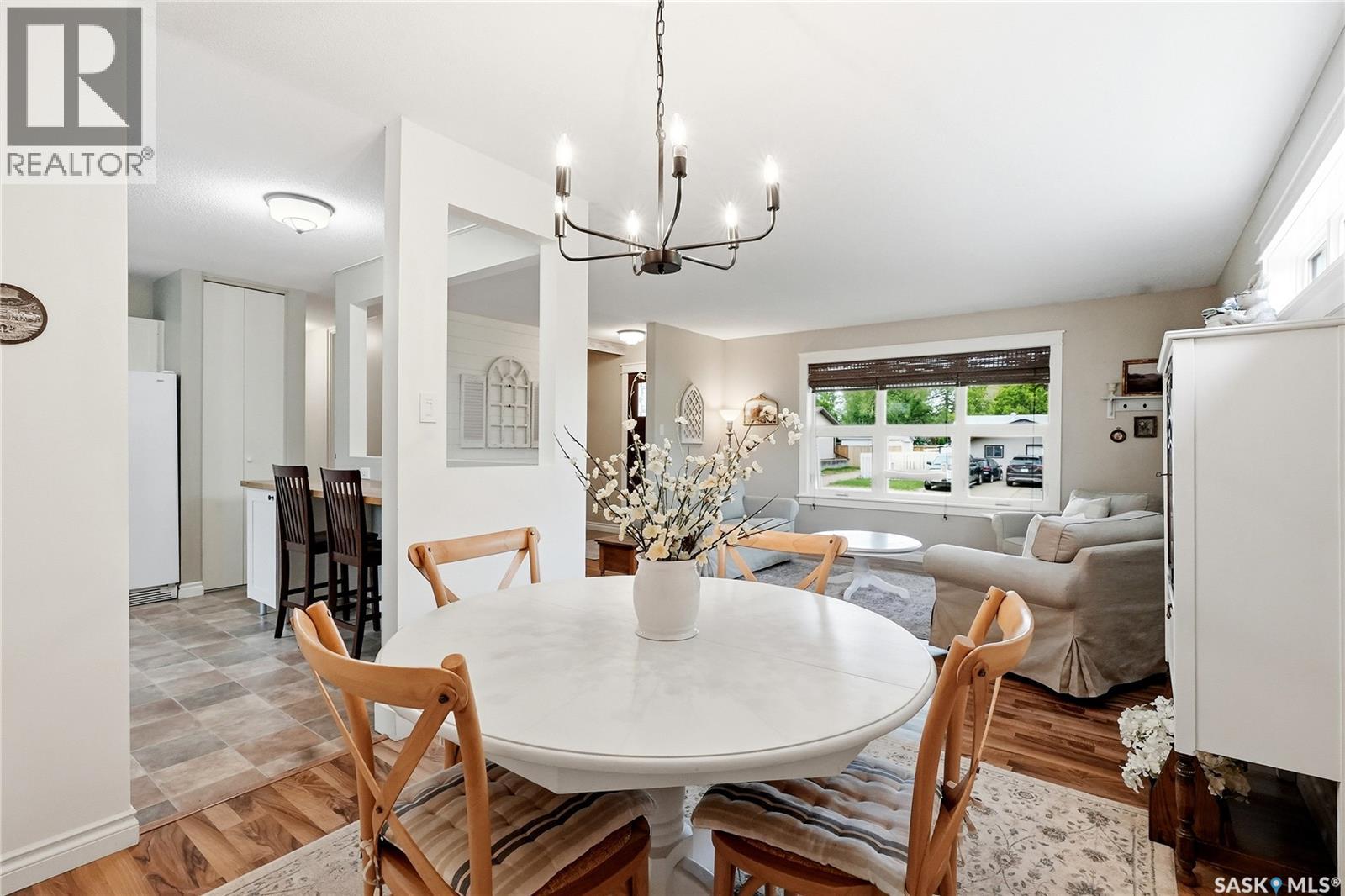328 Carleton DRIVE — photo 8