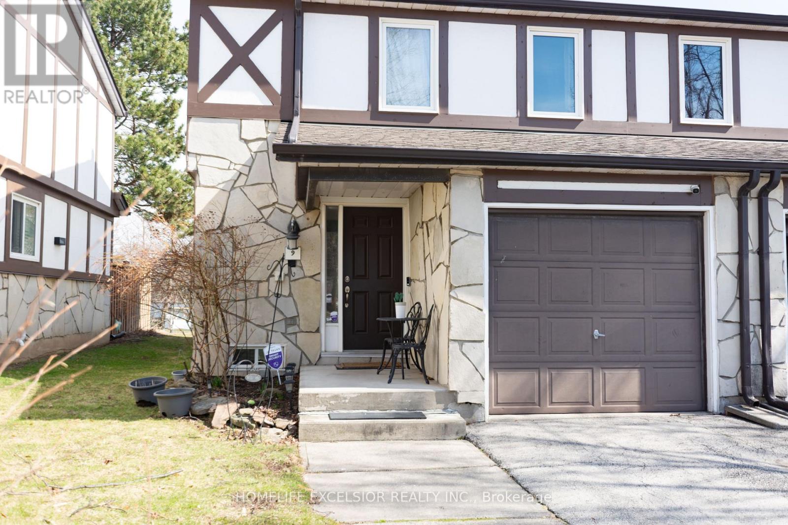 #9 2200 GLENWOOD SCHOOL DRIVE - 2