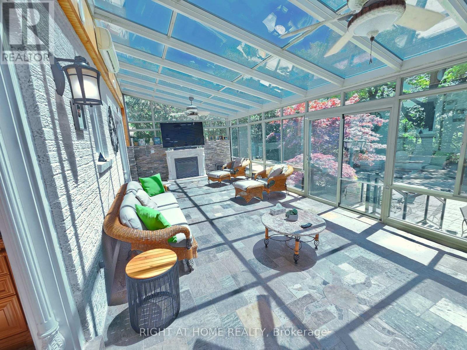 2428 OLD CARRIAGE ROAD - 15