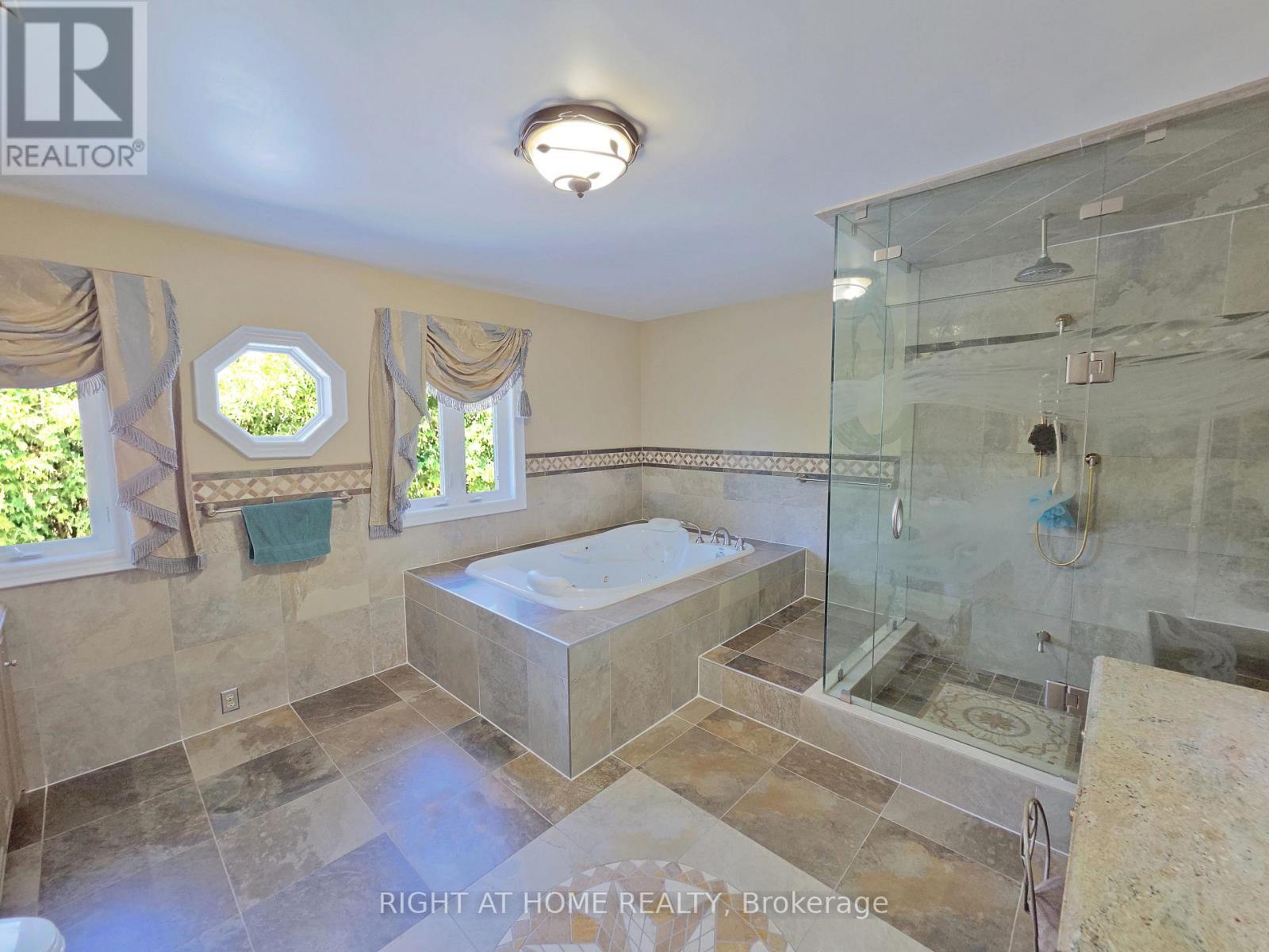 2428 OLD CARRIAGE ROAD - 29