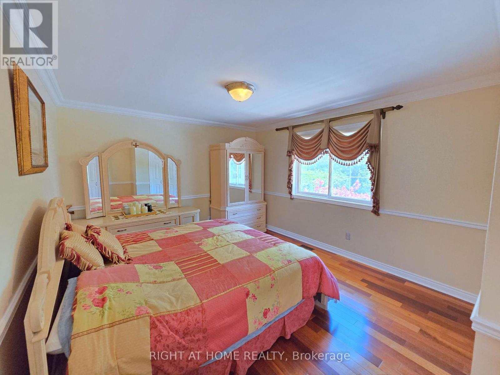 2428 OLD CARRIAGE ROAD - 32