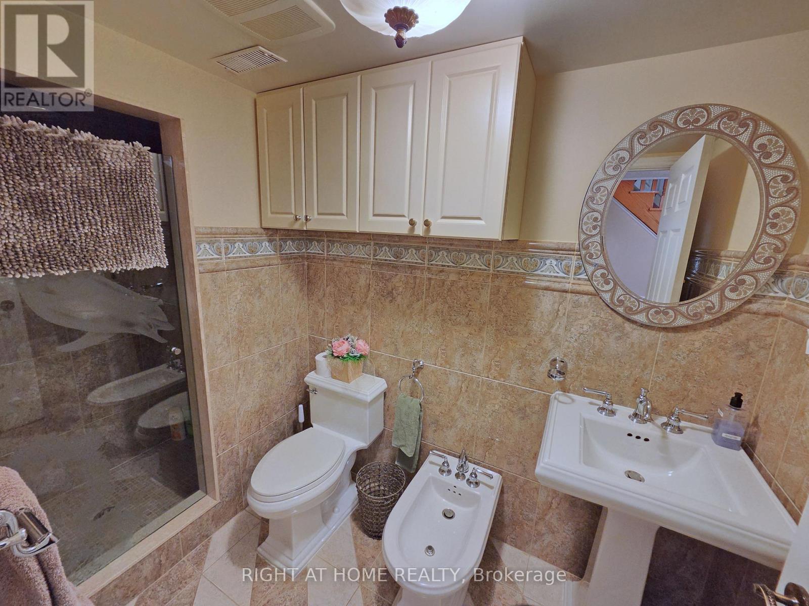 2428 OLD CARRIAGE ROAD - 36