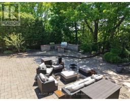2428 Old Carriage Road, Mississauga, ON L5C3G4 Photo 10