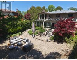 2428 Old Carriage Road, Mississauga, ON L5C3G4 Photo 8
