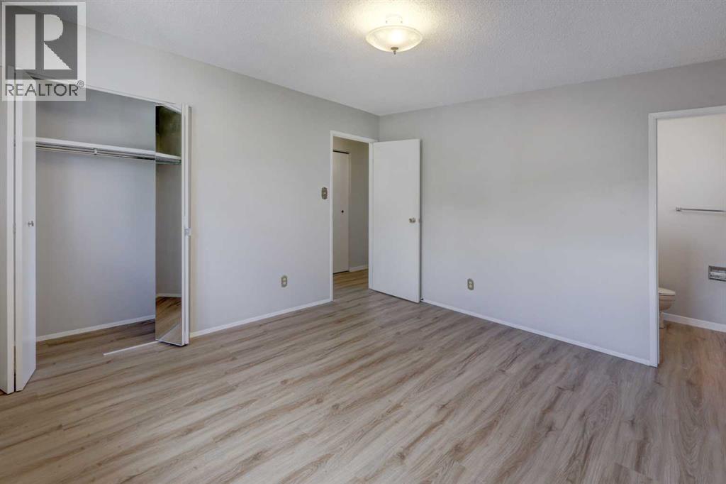 9 Maple Leaf Road - 12