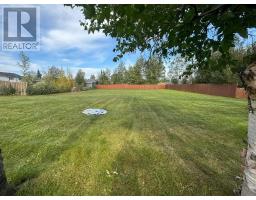 305 Gilbert Avenue thumbnail 17