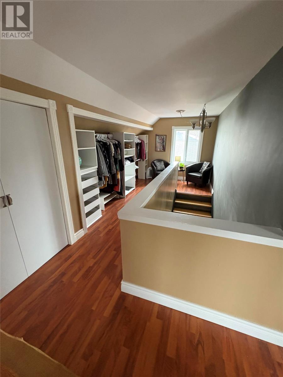 305 Gilbert Avenue - 12