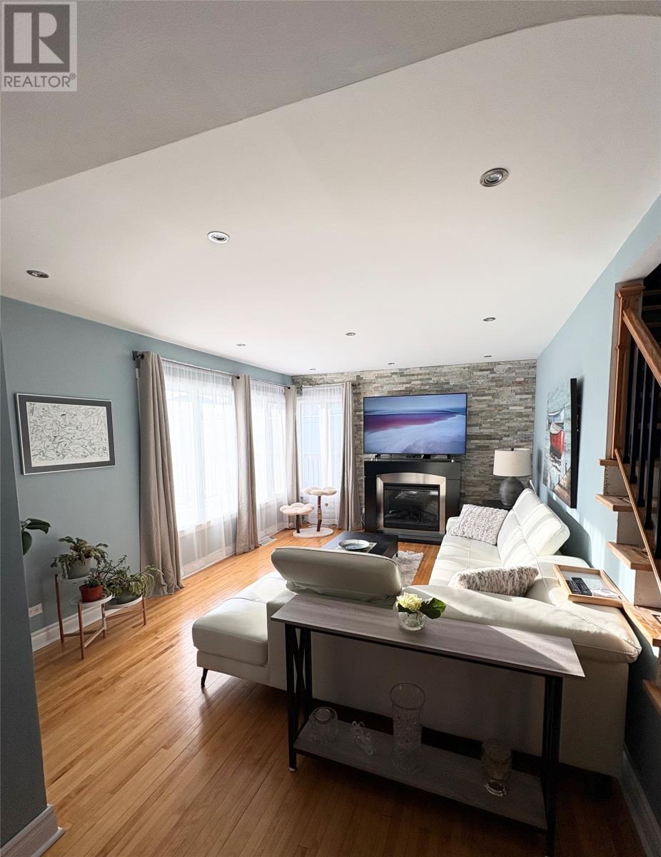 305 Gilbert Avenue thumbnail 5