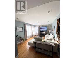 305 Gilbert Avenue thumbnail 5