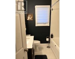 305 Gilbert Avenue thumbnail 9