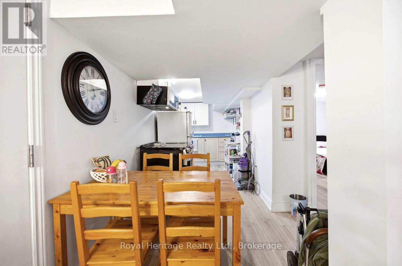 96 OAKES AVENUE - 21