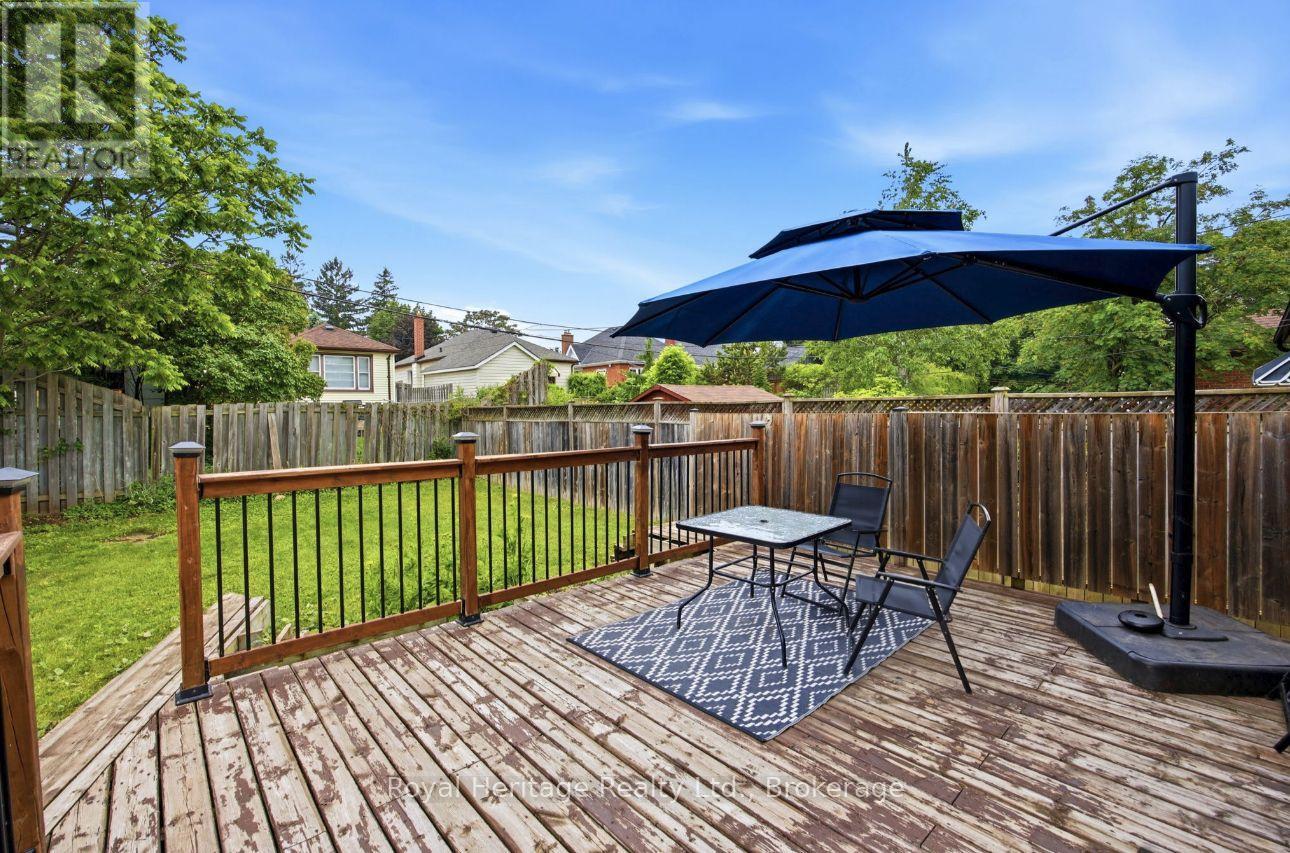 96 OAKES AVENUE - 33