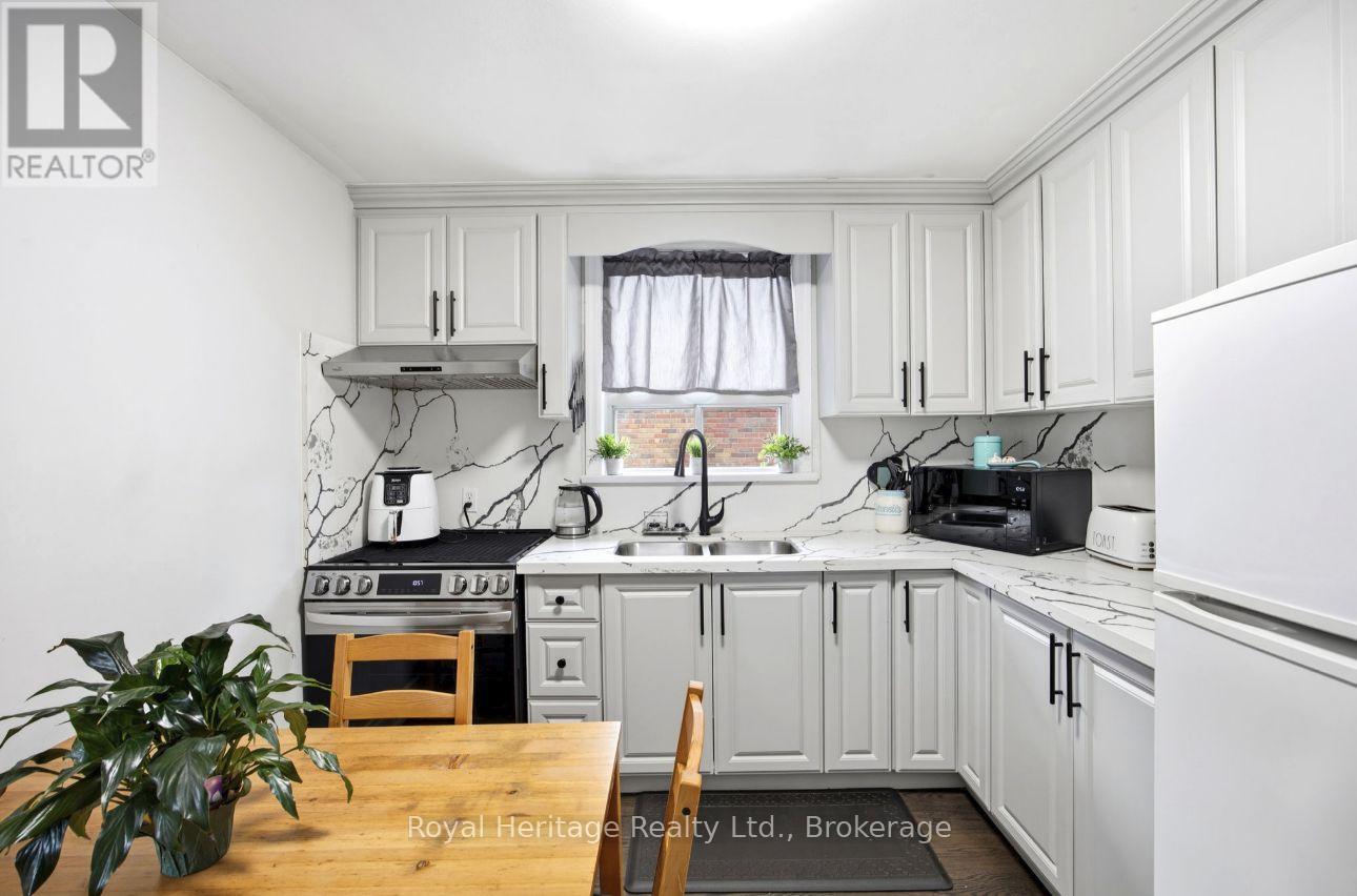 96 OAKES AVENUE - 9