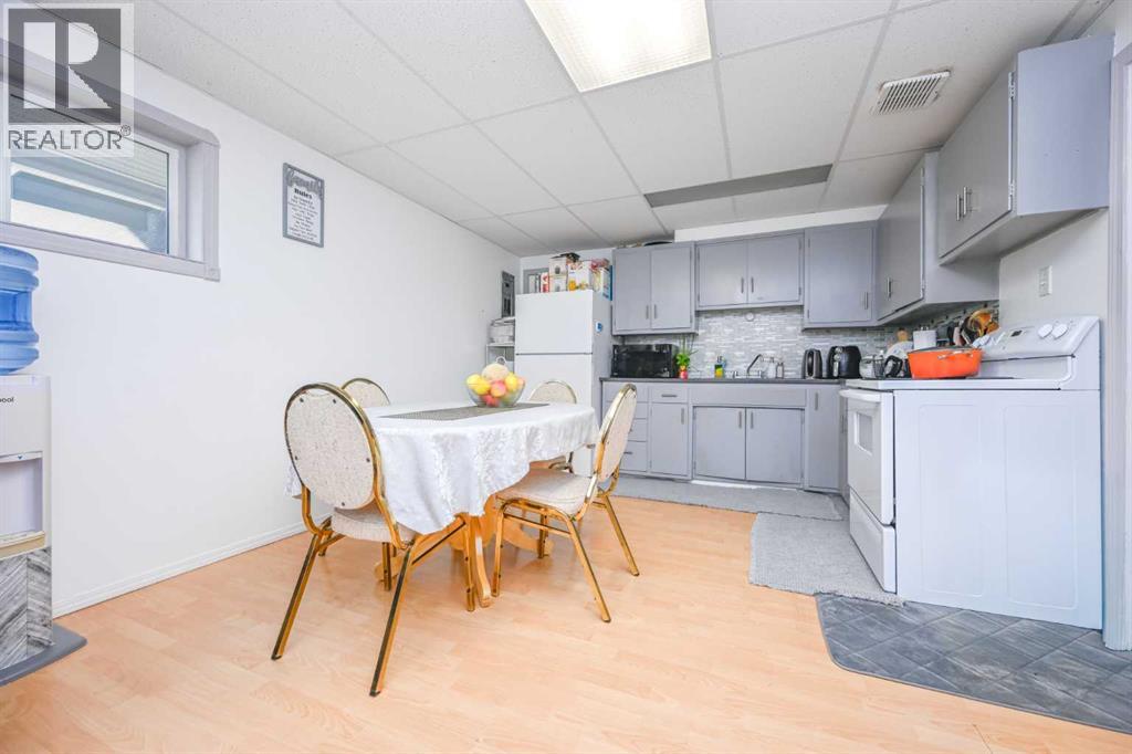 10112 104 Avenue SW — photo 15
