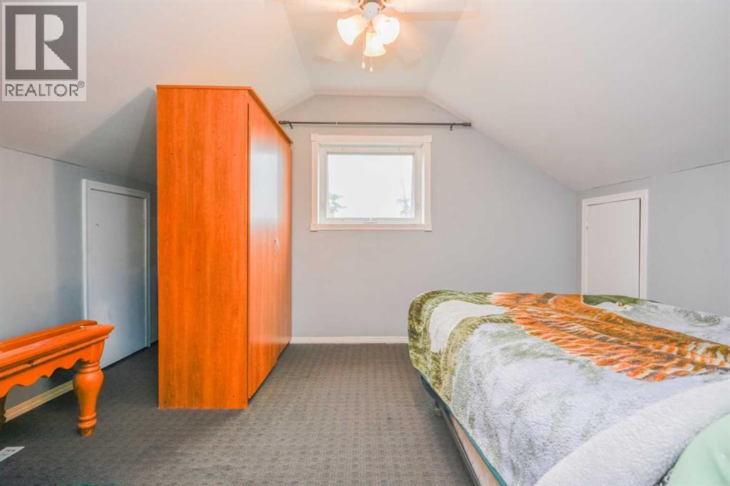 10112 104 Avenue SW - photo 4