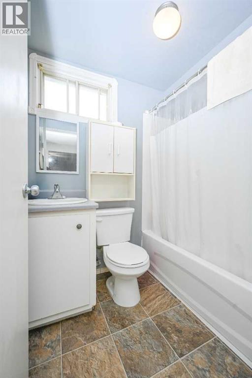 10112 104 Avenue SW — photo 9