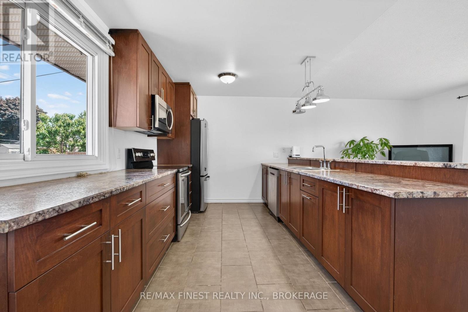 27 ASBURY ROAD - 10