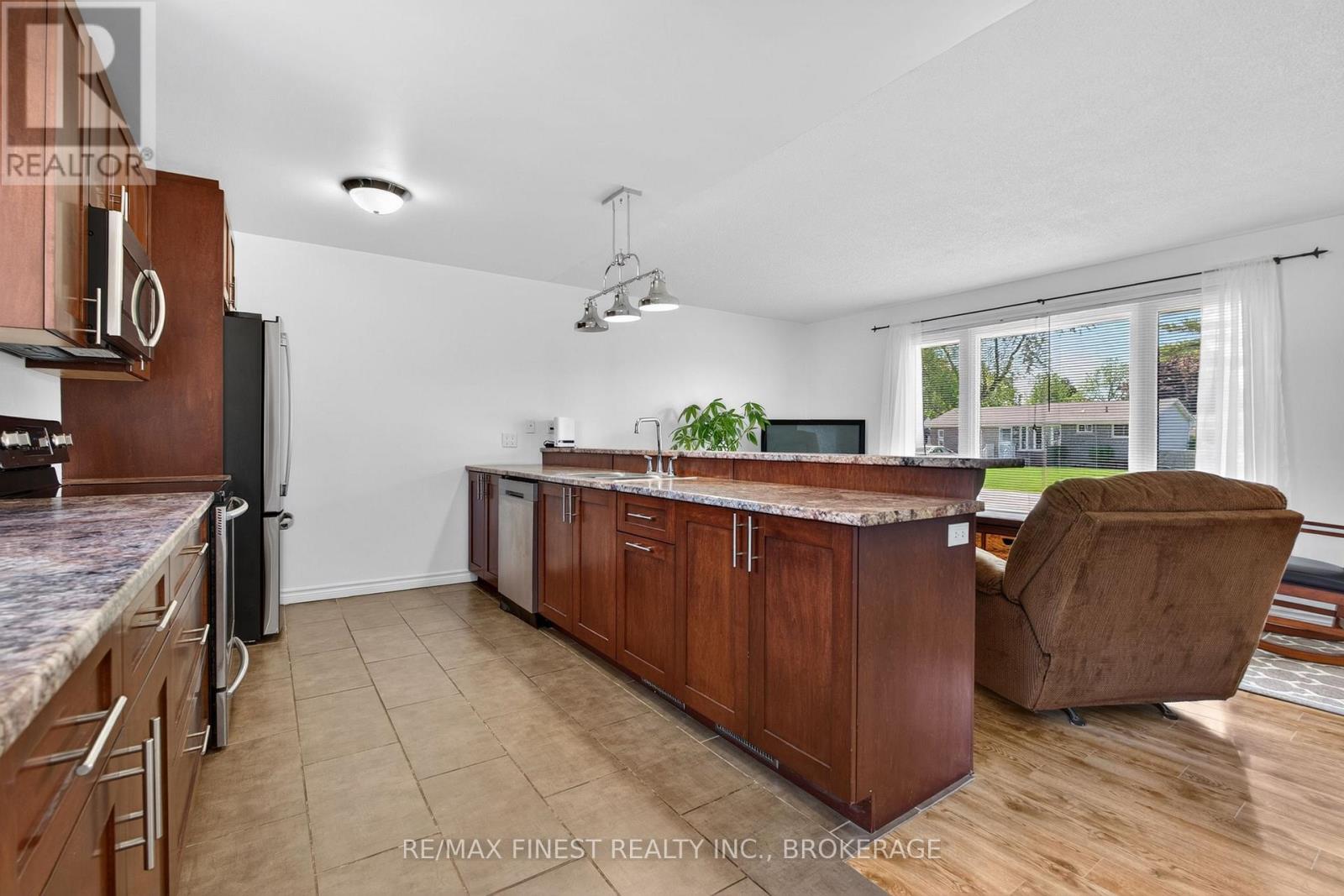 27 ASBURY ROAD - 11