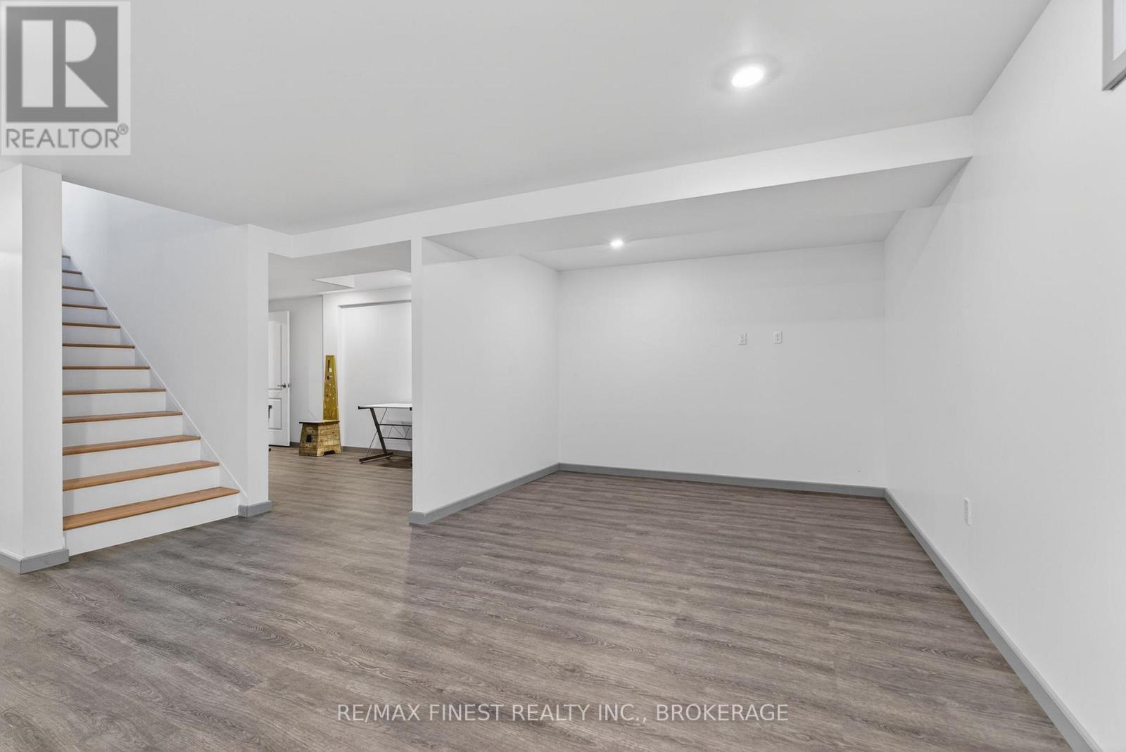 27 ASBURY ROAD - 22