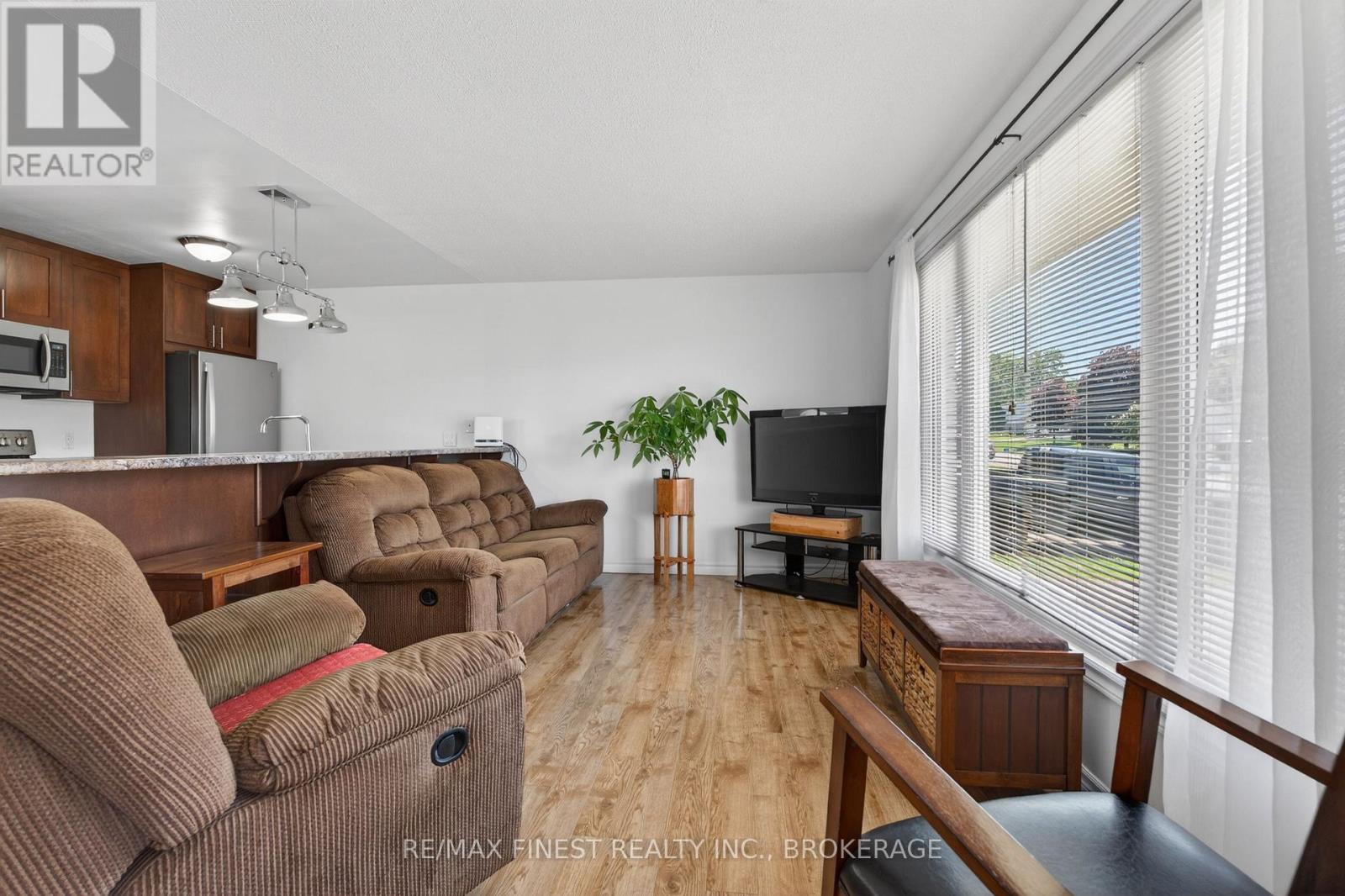 27 ASBURY ROAD - 6