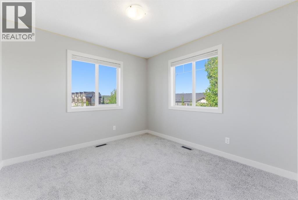 62 Fireside Circle, Cochrane