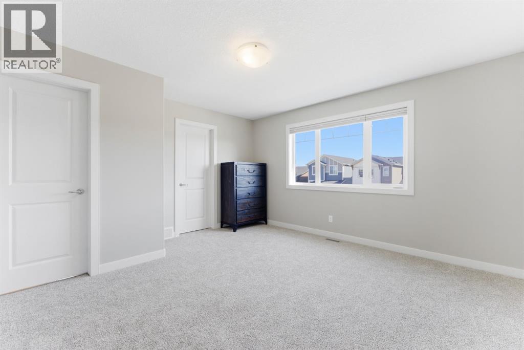 62 Fireside Circle, Cochrane