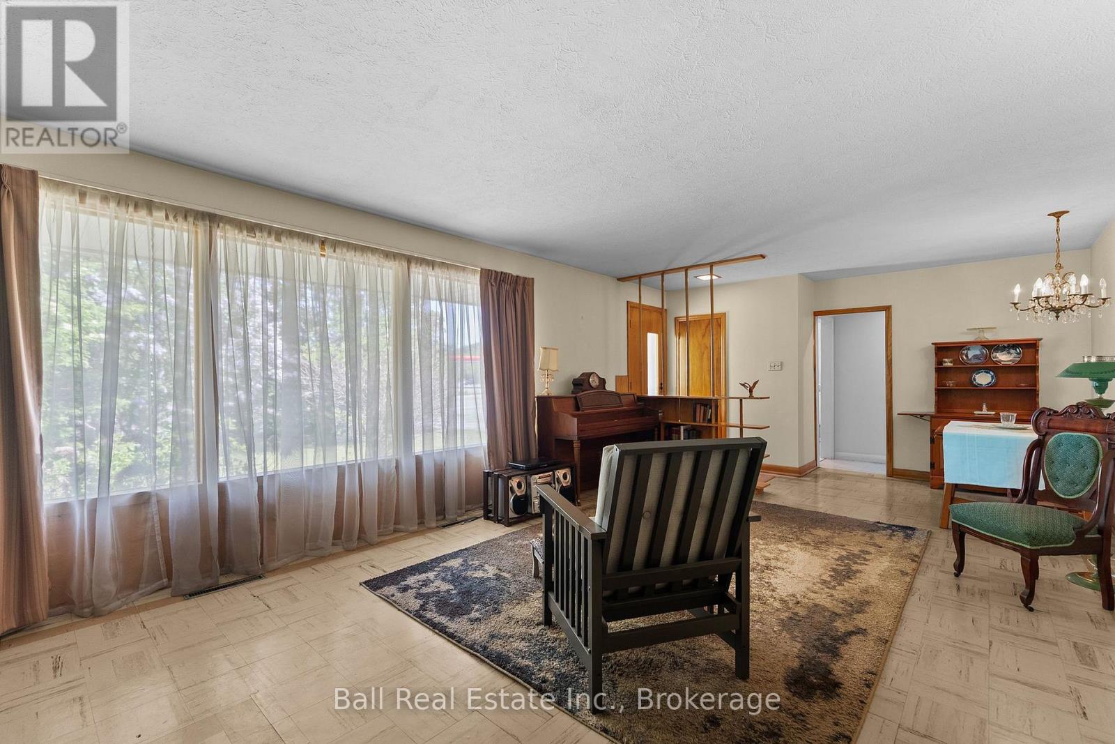 488 HASTINGS STREET N - 19