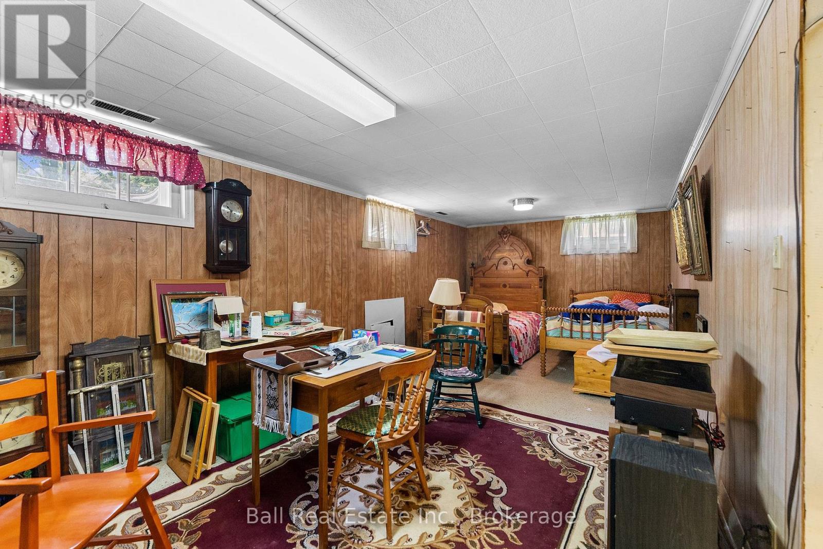 488 HASTINGS STREET N - 24
