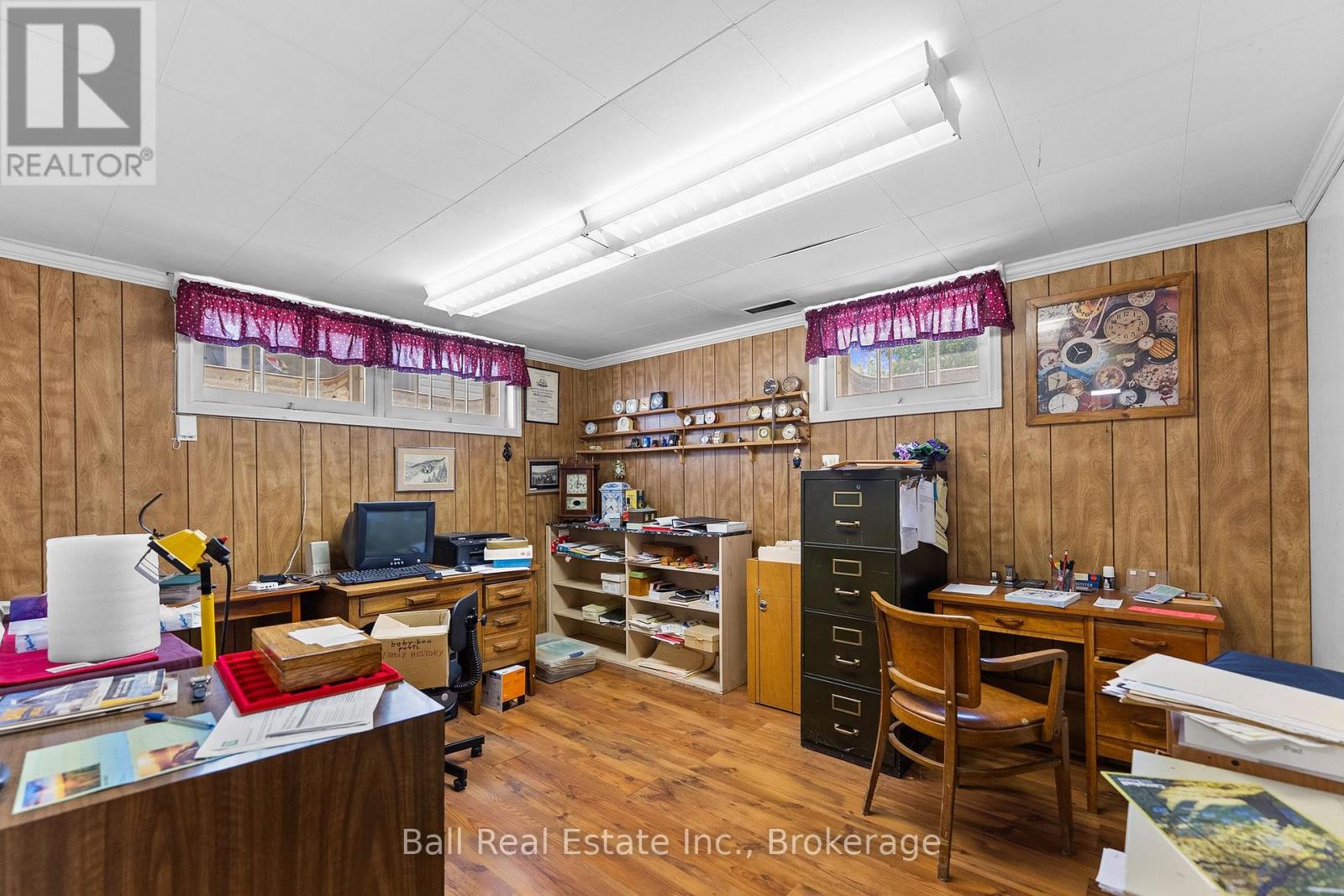 488 HASTINGS STREET N - 25