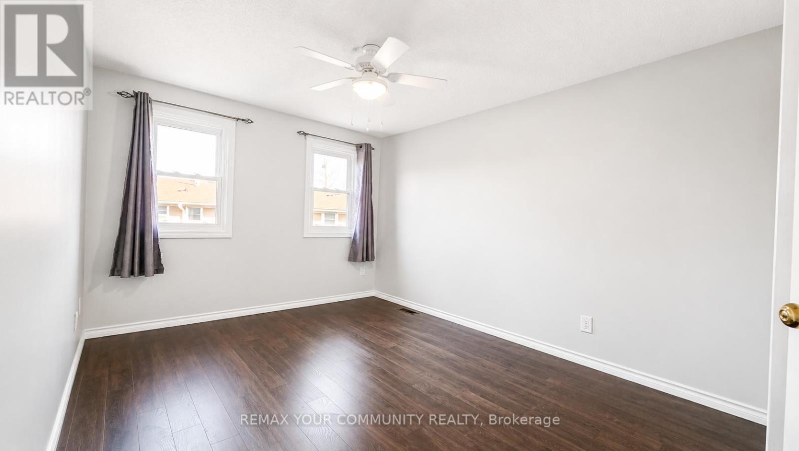 #19 210 HIGHLAND CRESCENT - 18