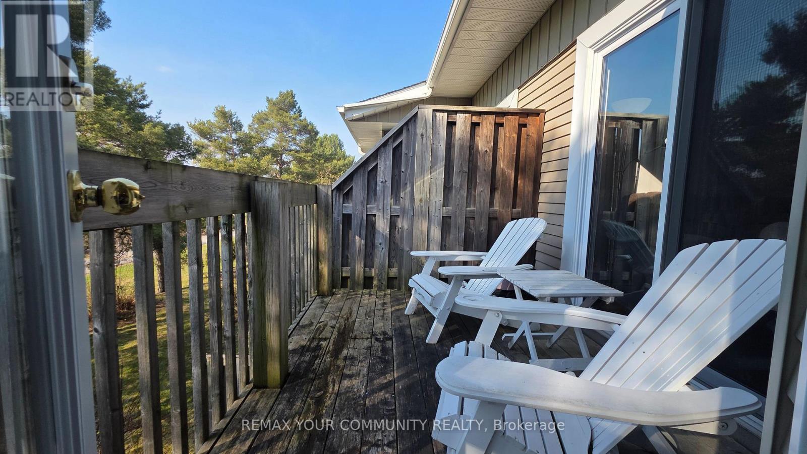 #19 210 HIGHLAND CRESCENT - 29