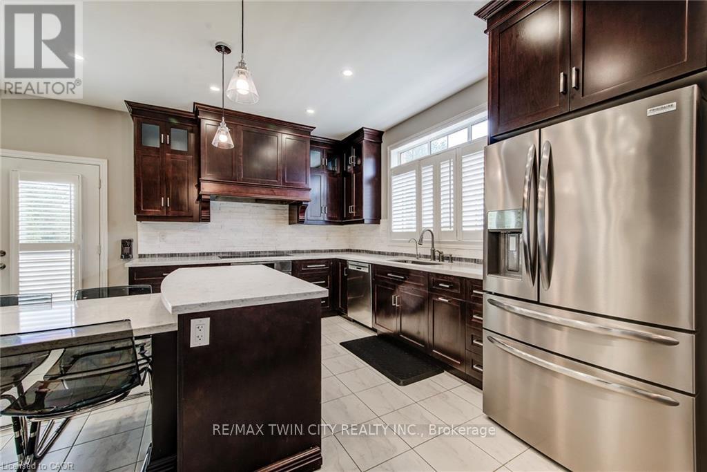 11 AITKEN COURT - 15