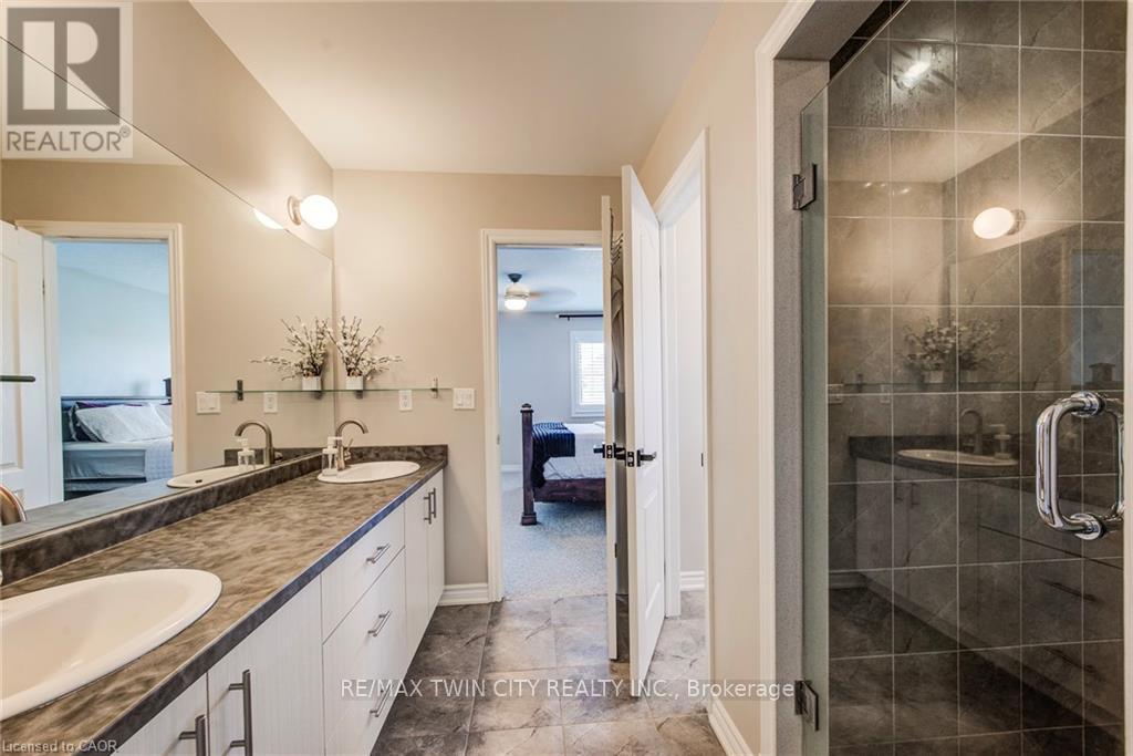 11 AITKEN COURT - 31