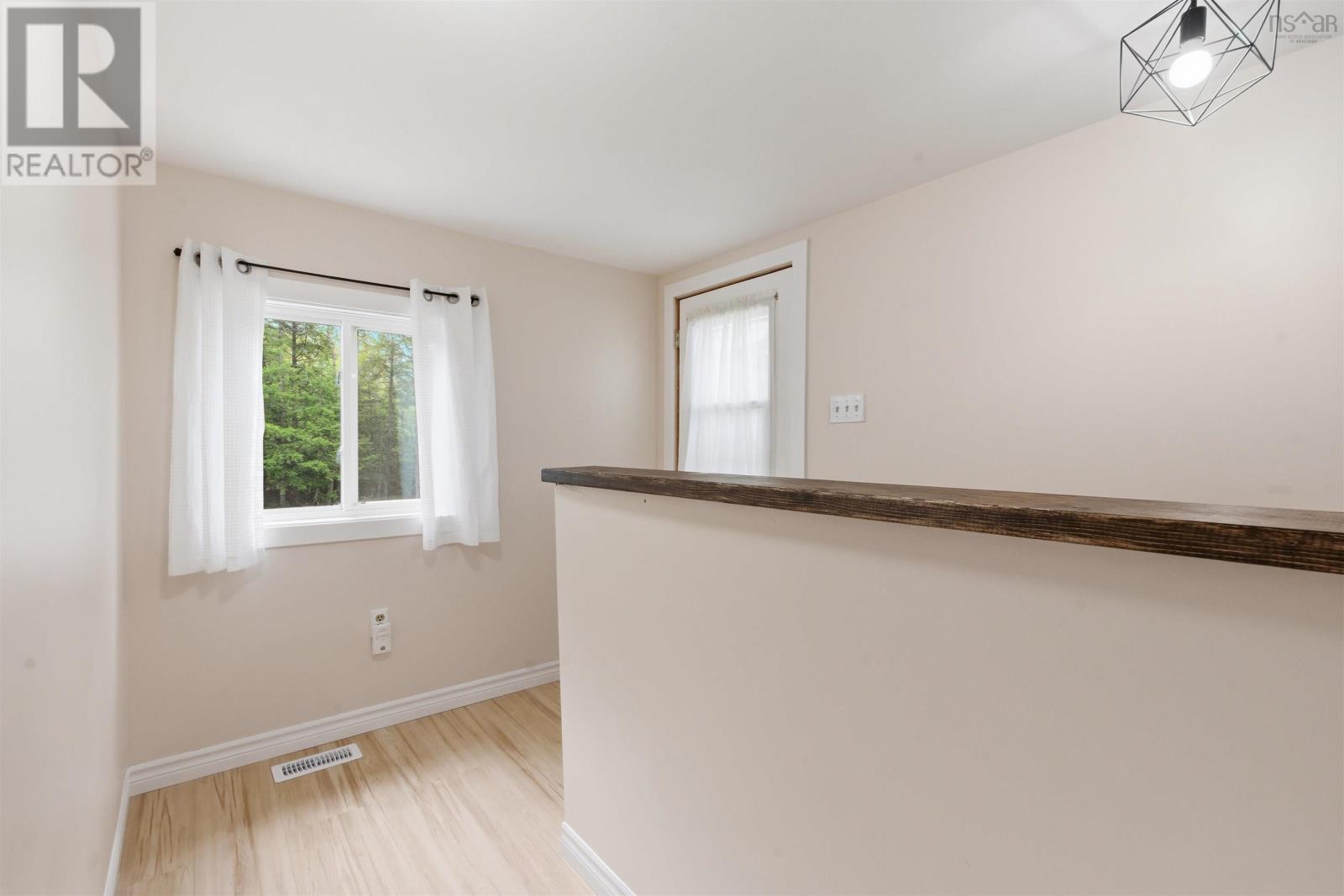 Property 35 of 36 of 42 Iseley Lane