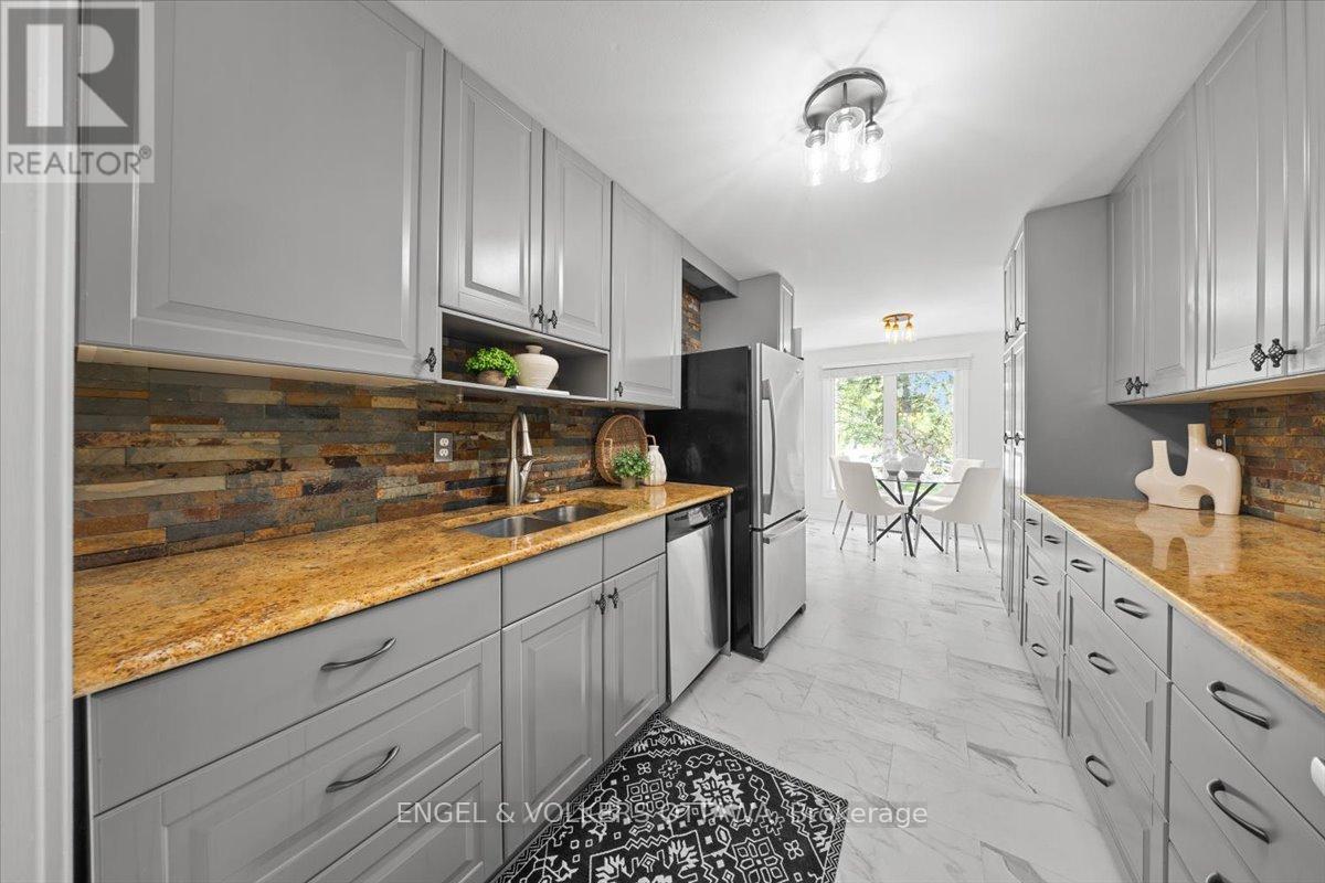 34 VIEWPOINTE PRIVATE - 10