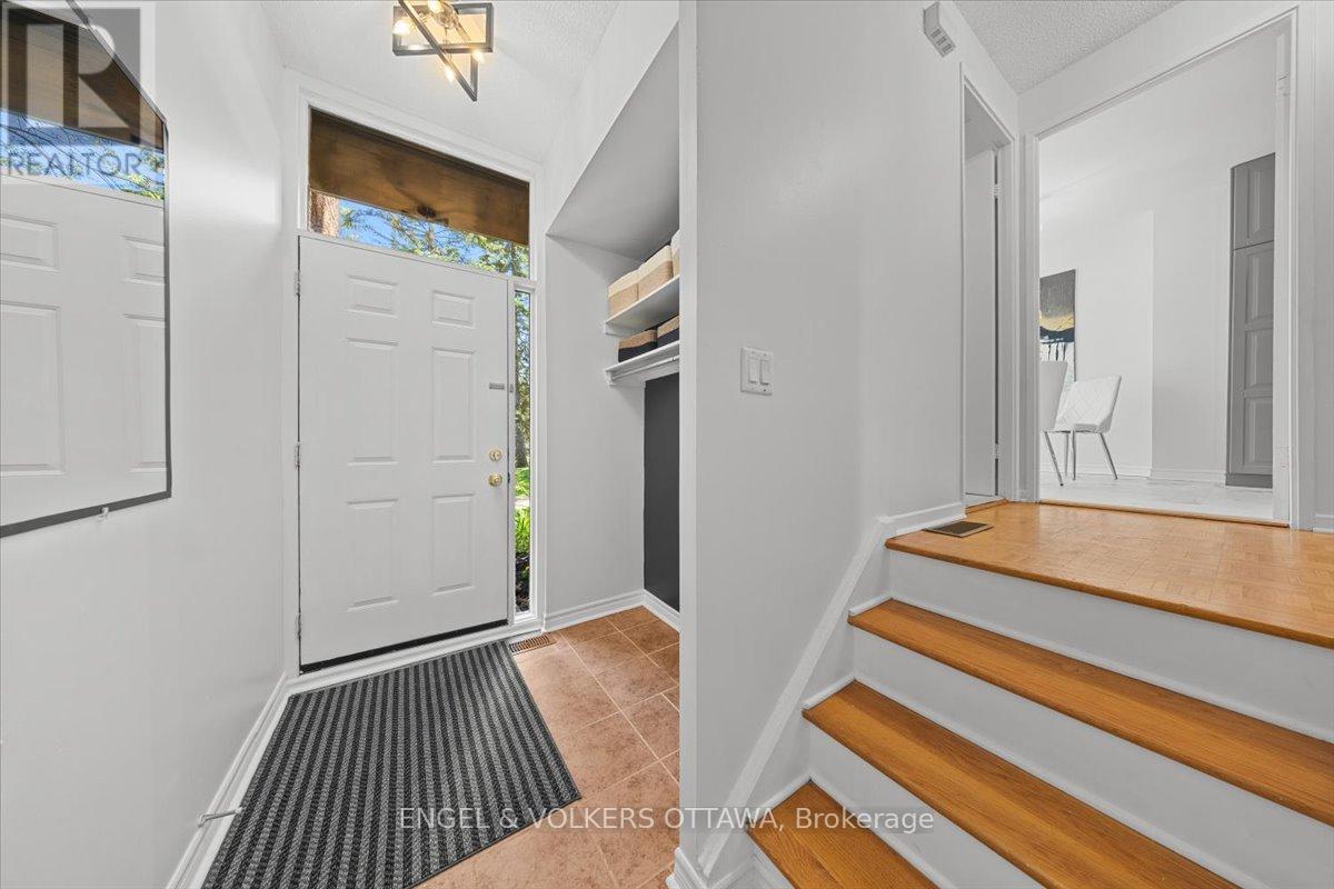 34 VIEWPOINTE PRIVATE - 2